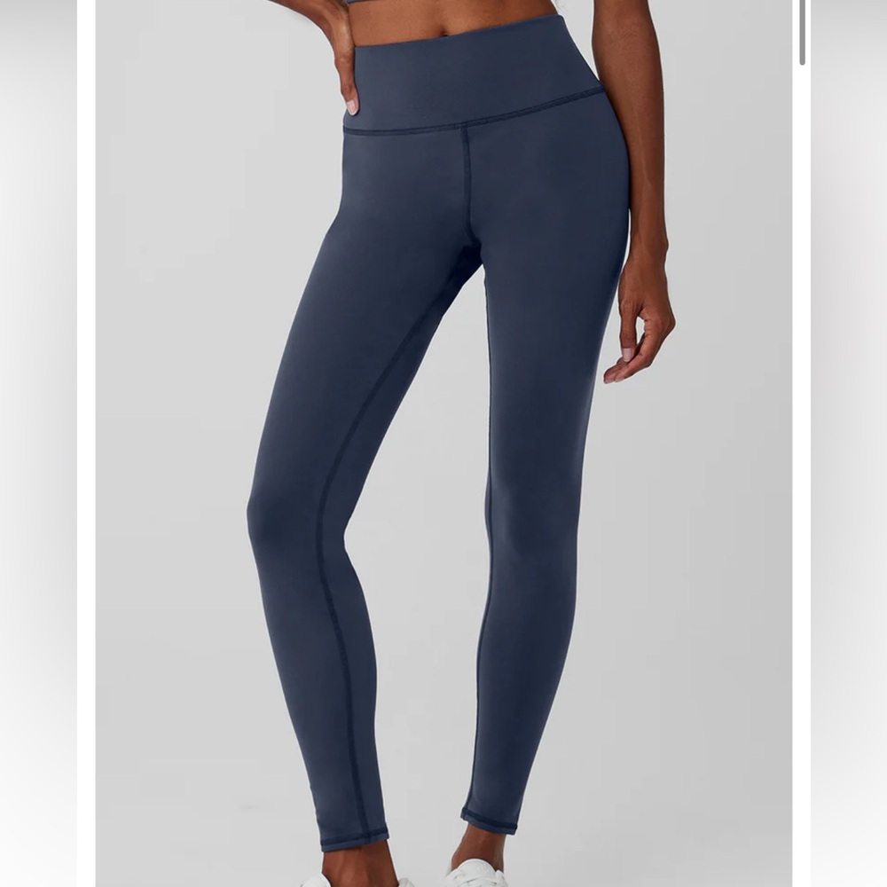 Alo Yoga Airbrush Winter Warm High Waist Legging